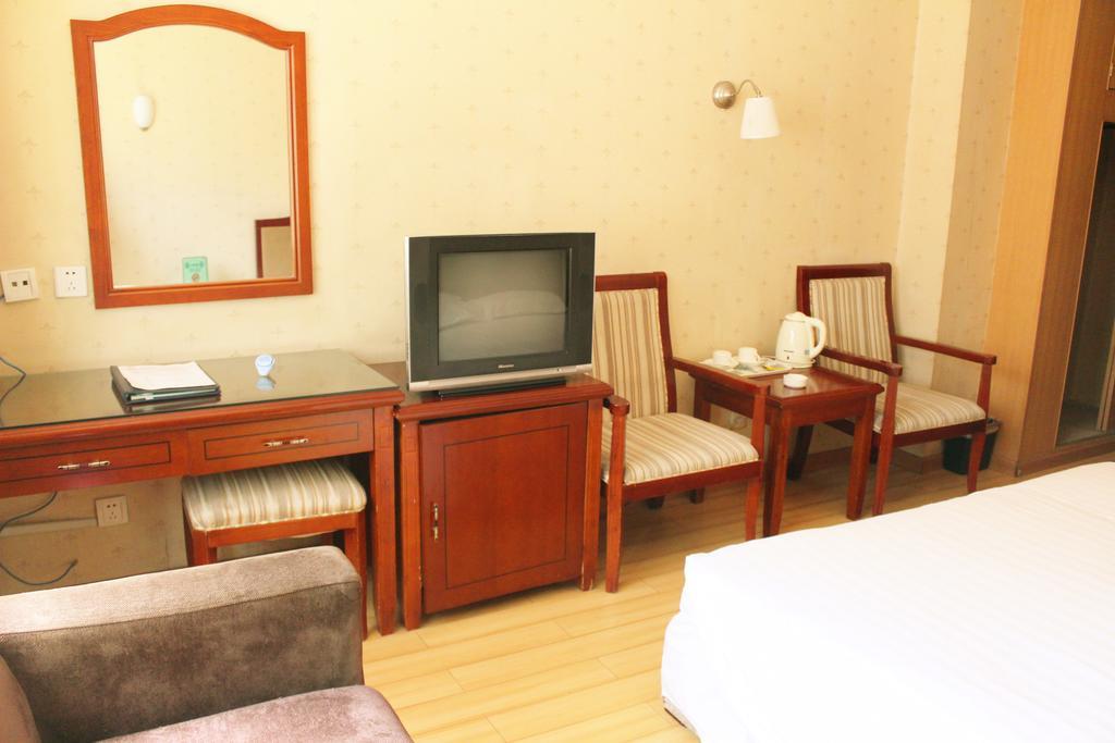 Rongbao Hotel Пекин Екстериор снимка