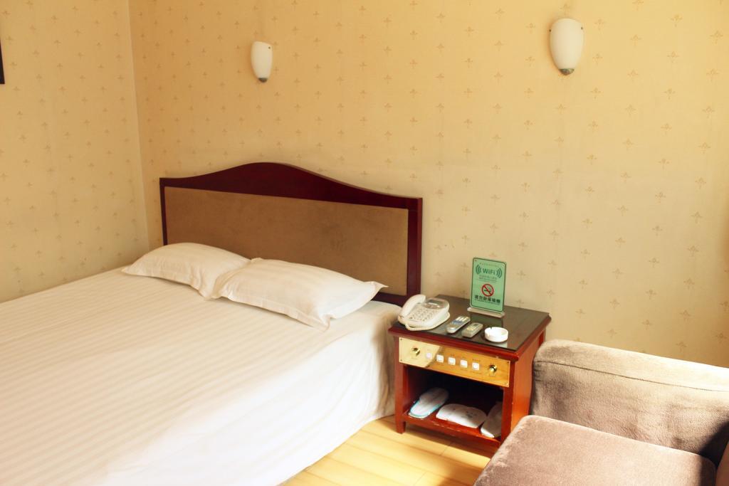 Rongbao Hotel Пекин Екстериор снимка