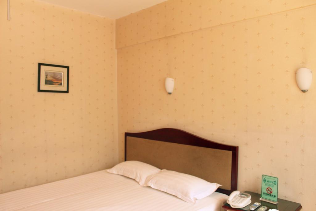 Rongbao Hotel Пекин Екстериор снимка