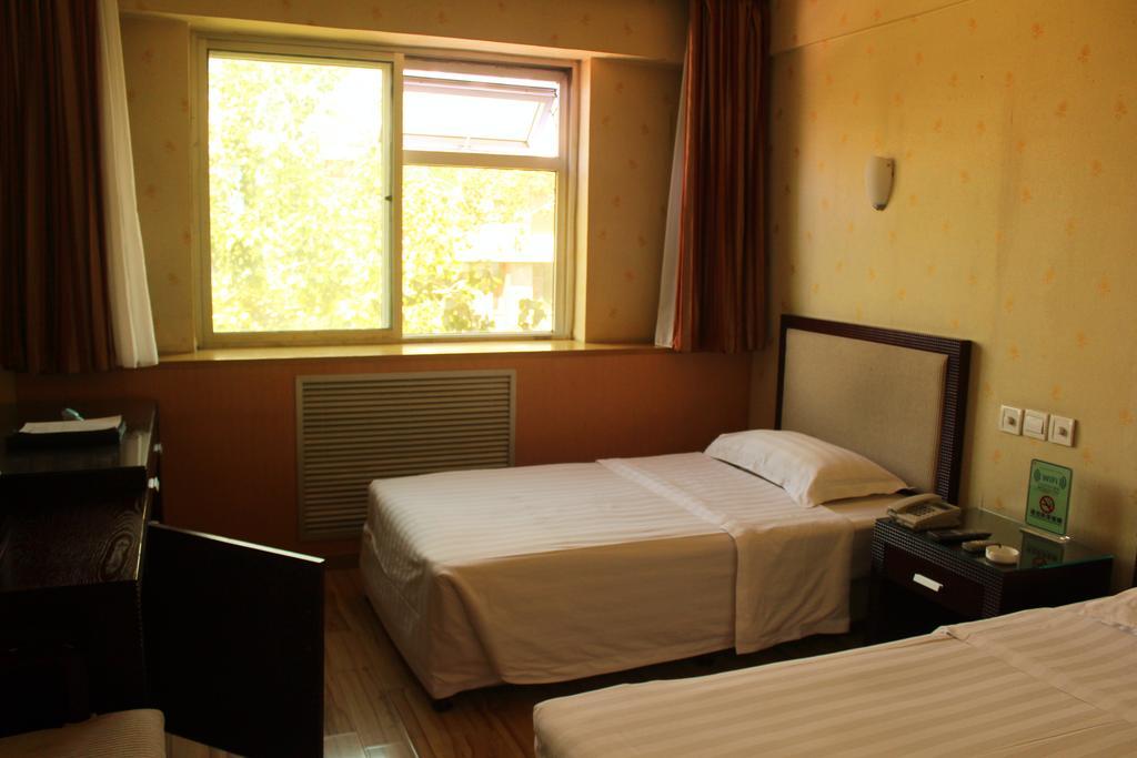 Rongbao Hotel Пекин Екстериор снимка