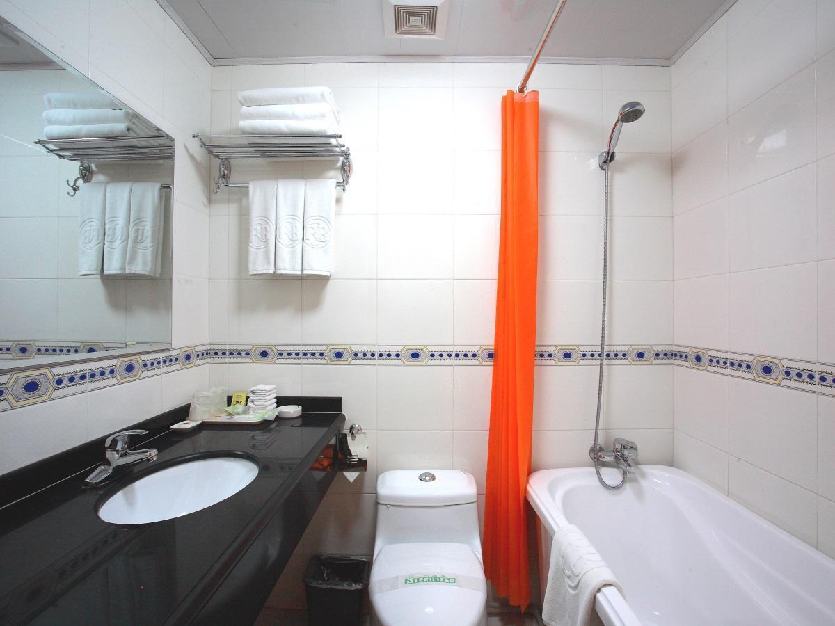 Rongbao Hotel Пекин Екстериор снимка
